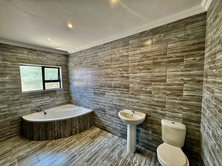 4 Bedroom Property for Sale in Potchefstroom South North West